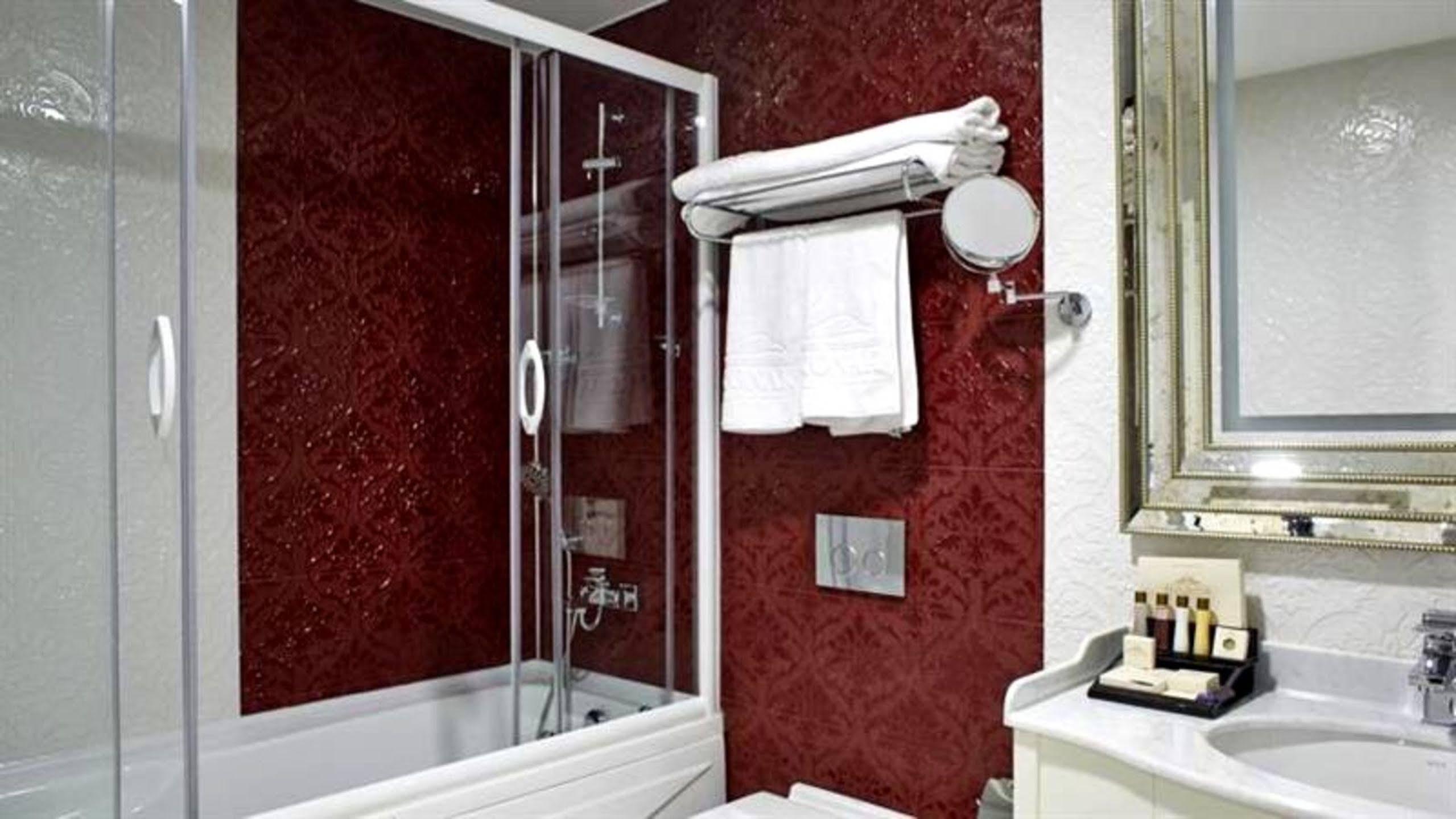 Real Konak Hotel Batman Esterno foto