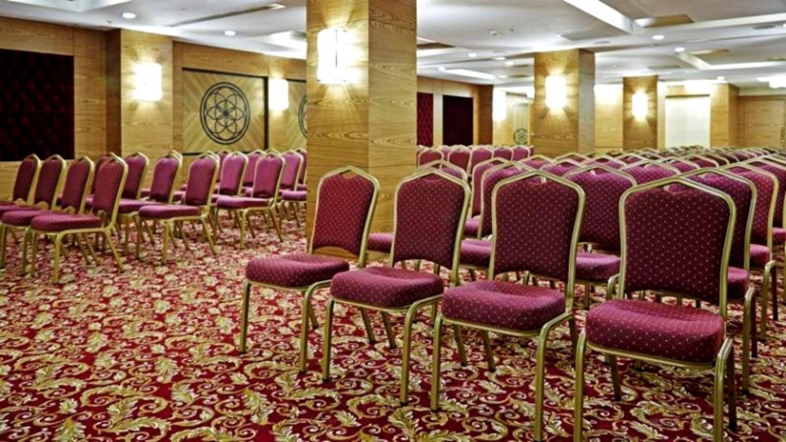 Real Konak Hotel Batman Esterno foto